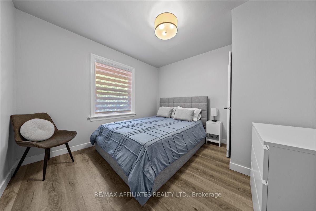 Photo 17 of 381 Spartan Avenue, Ottawa, Vanier — HOMEH