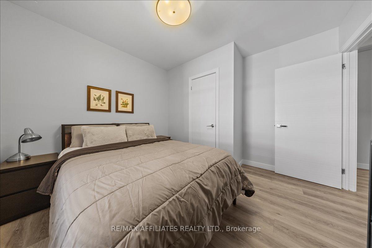 Photo 21 of 381 Spartan Avenue, Ottawa, Vanier — HOMEH