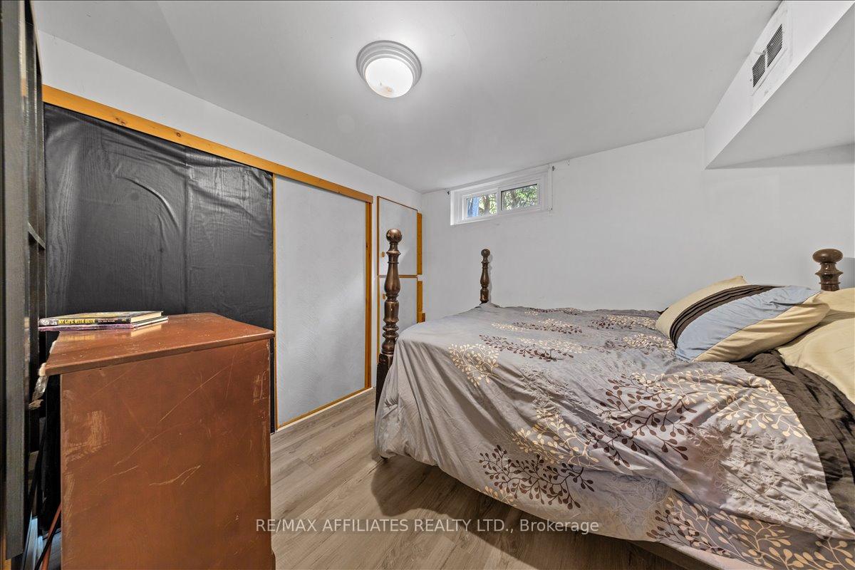 Photo 26 of 381 Spartan Avenue, Ottawa, Vanier — HOMEH