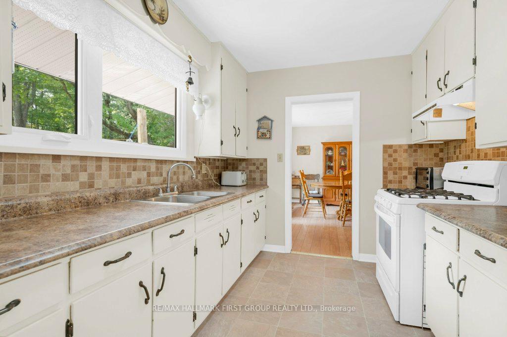 Photo 12 of 108666 Highway 7, Tweed, Elzevir (Twp) — HOMEH
