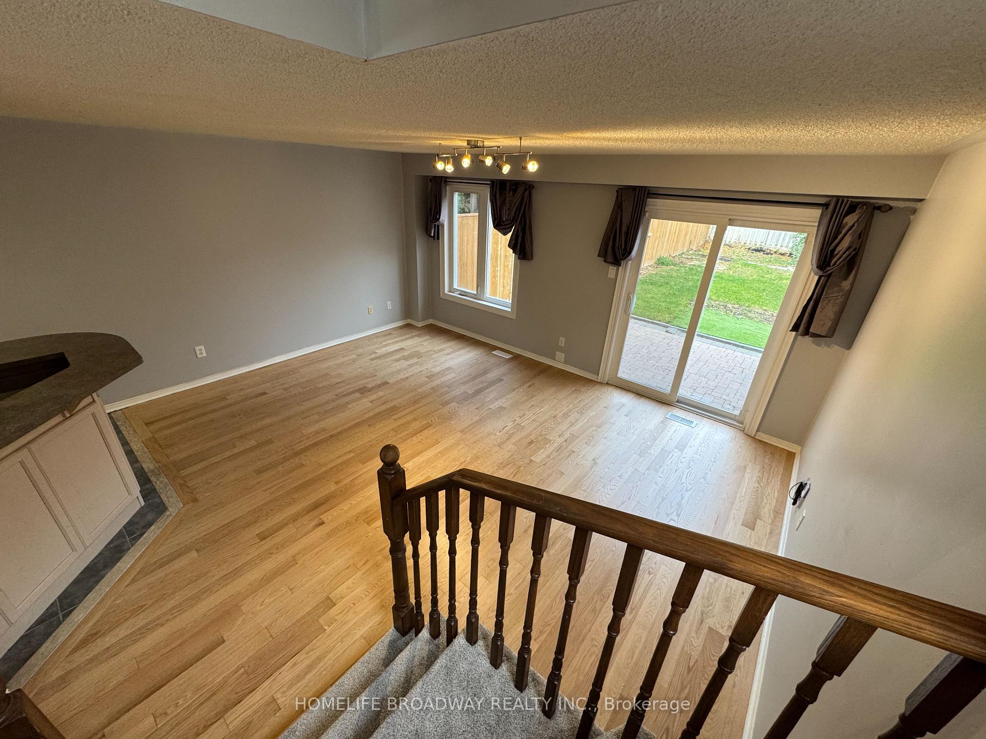 Photo 22 of 7 Stiles Avenue, Aurora, Bayview Wellington — HOMEH