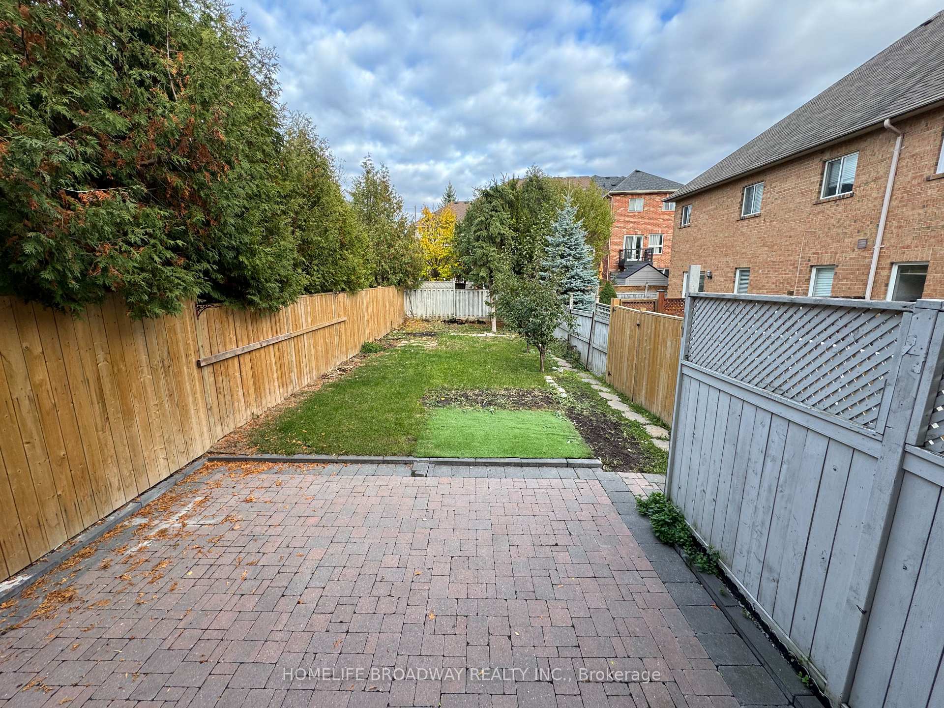 Photo 8 of 7 Stiles Avenue, Aurora, Bayview Wellington — HOMEH
