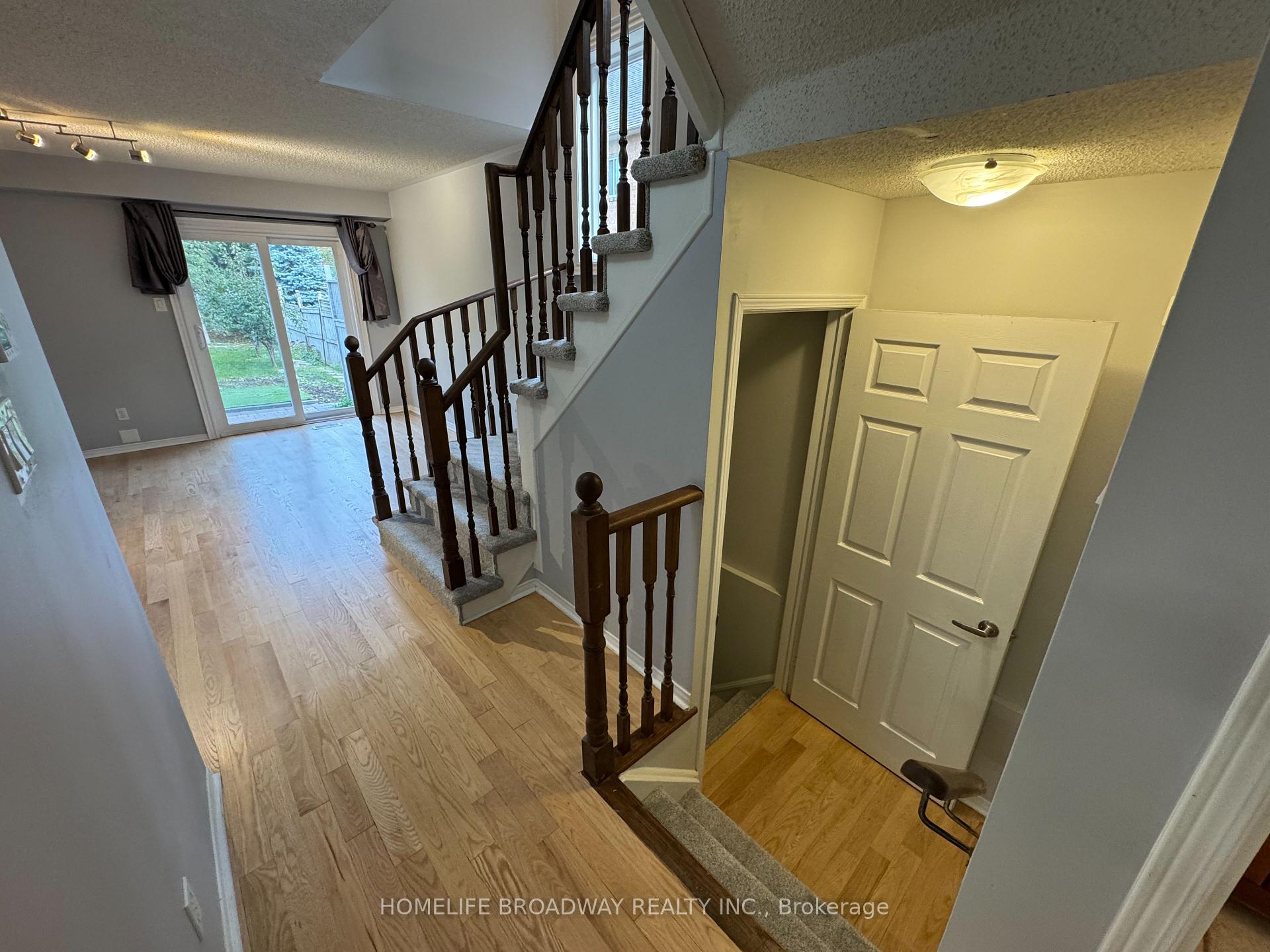 Photo 32 of 7 Stiles Avenue, Aurora, Bayview Wellington — HOMEH