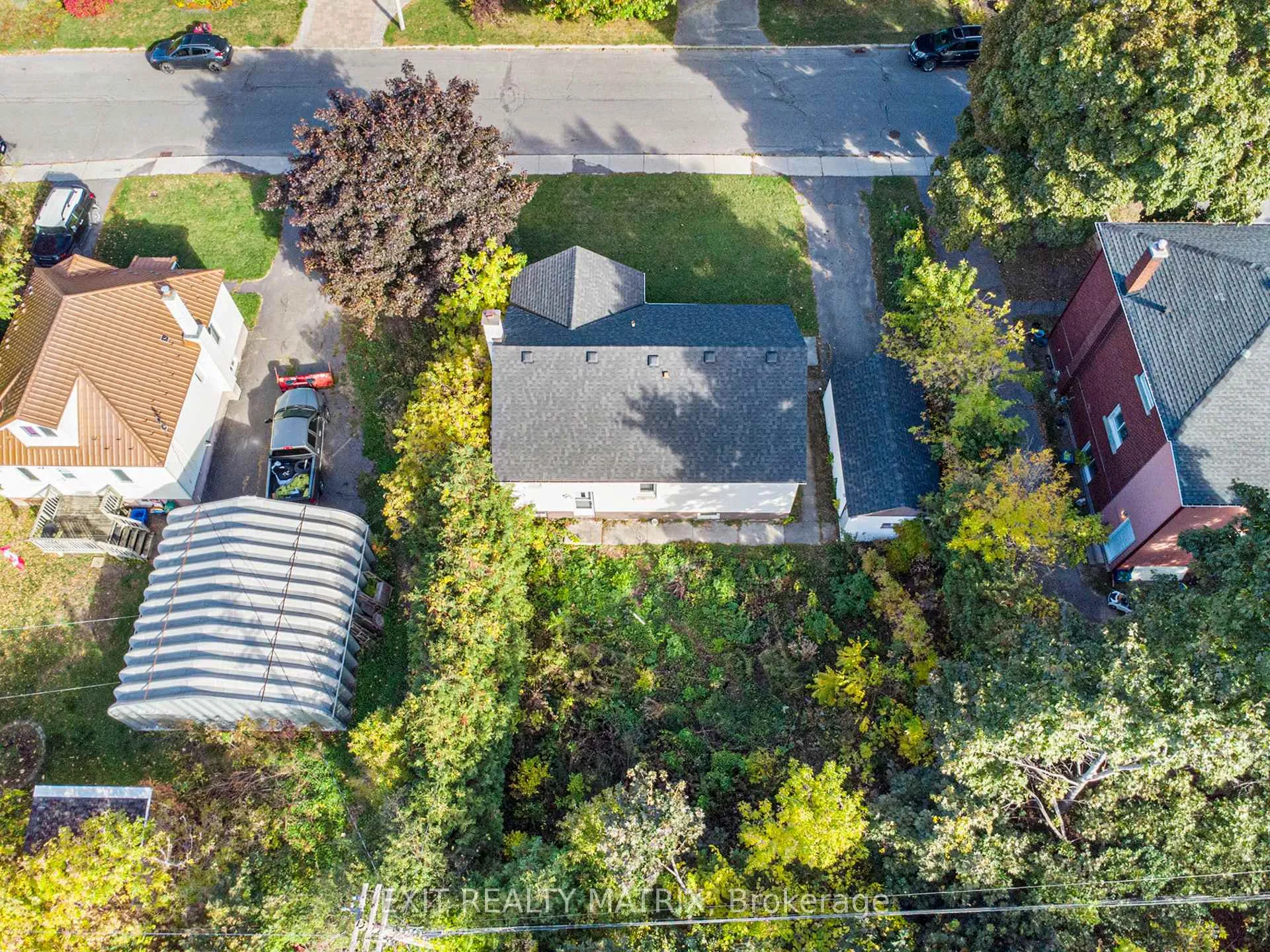 Photo 4 of 436 Blake Boulevard, Ottawa, Vanier — HOMEH