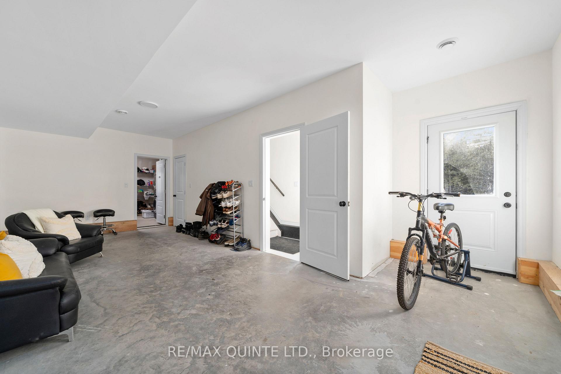 Photo 15 of 652 Shannon Road, Tyendinaga, Tyendinaga Township — HOMEH