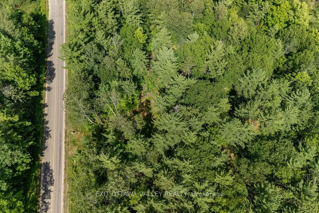 Photo 5 of 992 McGrath Road, Bonnechere Valley, Eganville/Bonnechere Twp — HOMEH