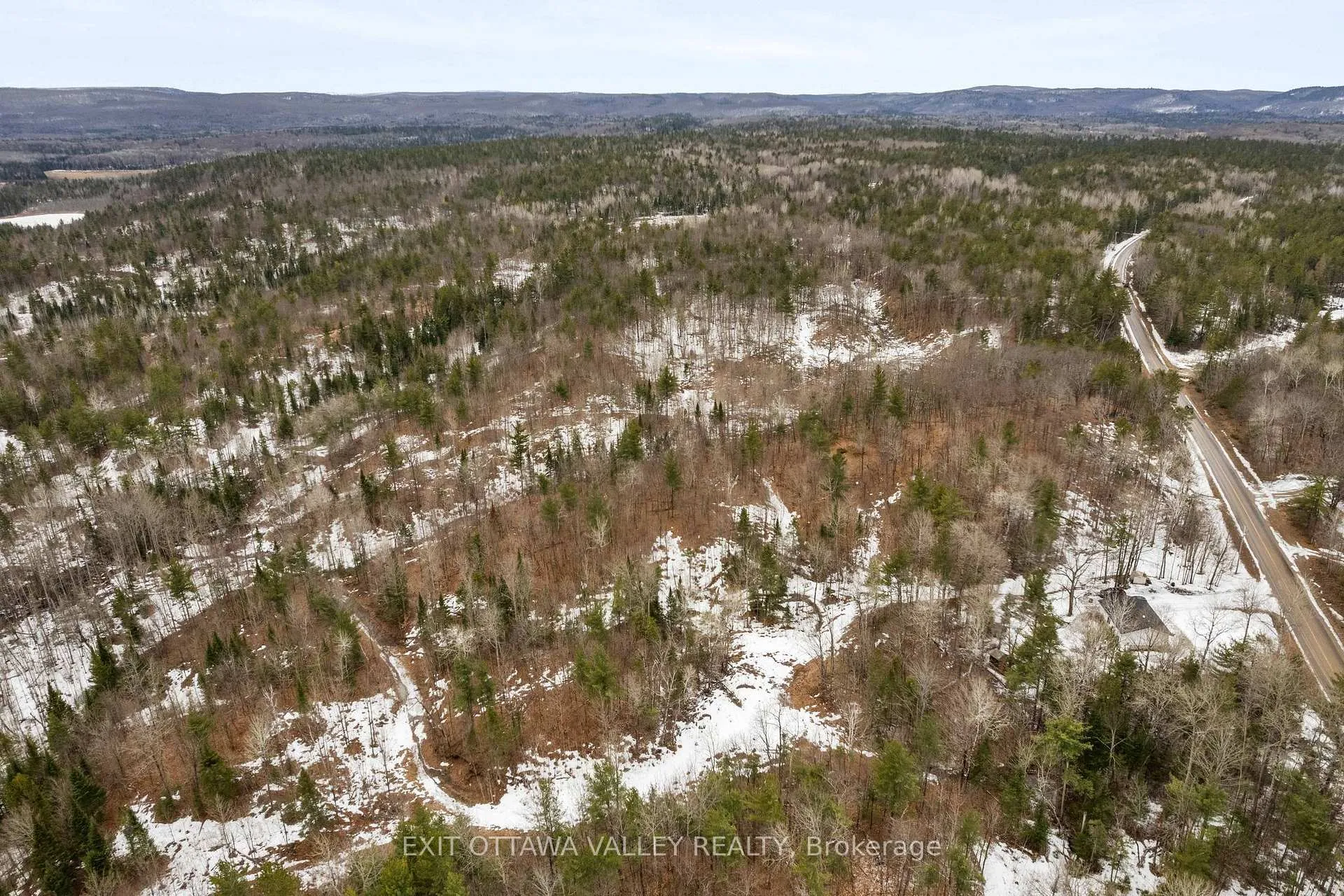 Photo 16 of 992 McGrath Road, Bonnechere Valley, Eganville/Bonnechere Twp — HOMEH