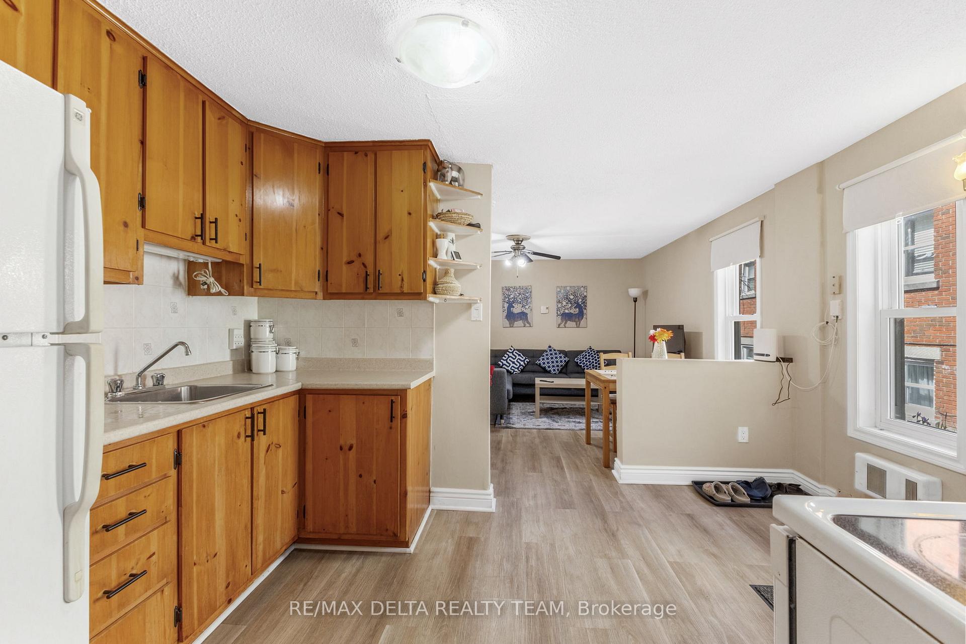 Photo 9 of Unit B, 336 Shakespeare Street, Ottawa, Vanier — HOMEH