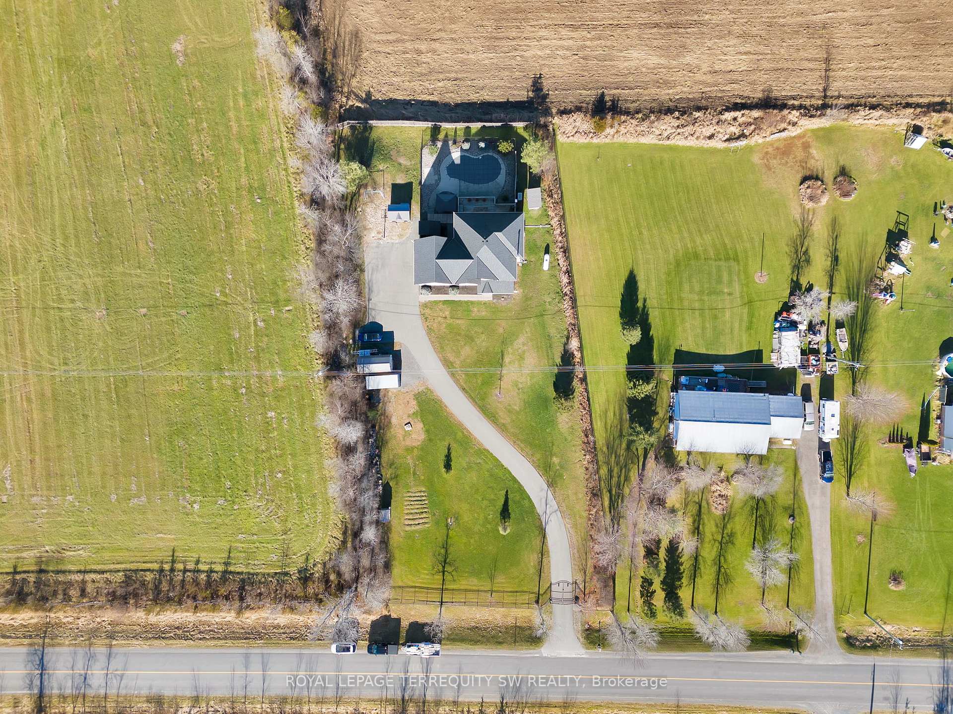 Photo 38 of 2299 Blessington Road, Tyendinaga, Tyendinaga Township — HOMEH