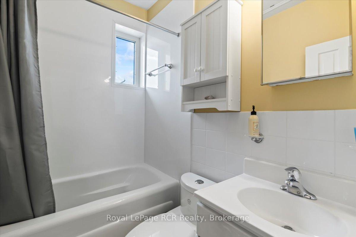 Photo 23 of 148 4th Street SW, Arran-Elderslie — HOMEH