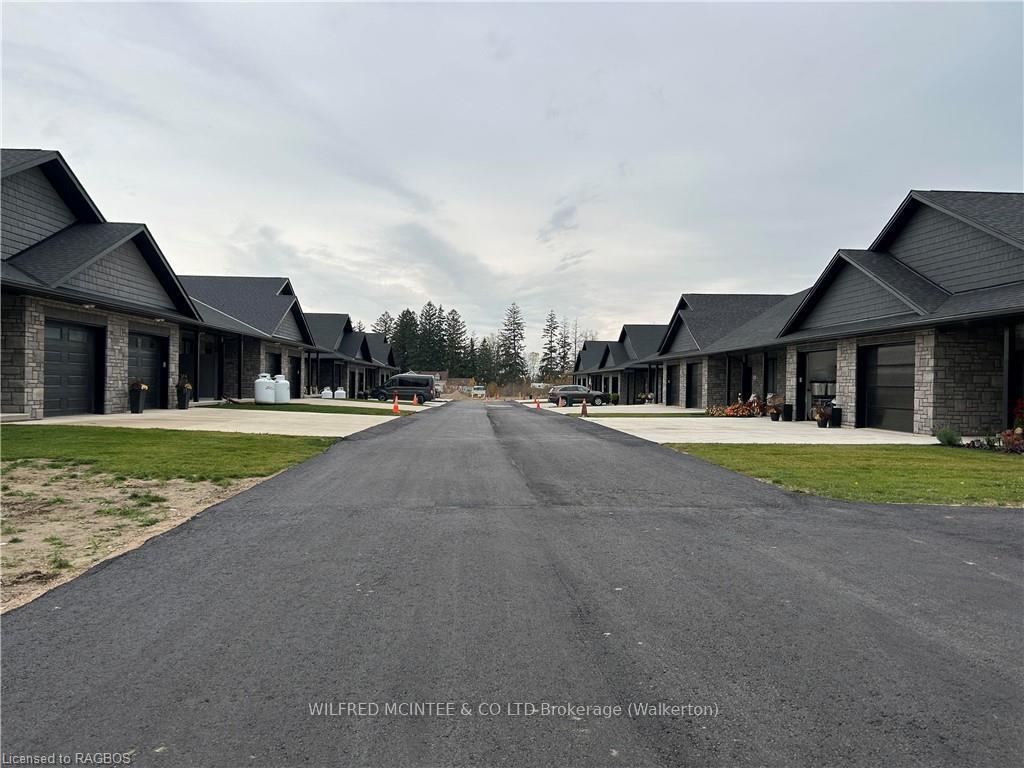 Photo 6 of 12 Palmer Marie Lane, Arran-Elderslie — HOMEH