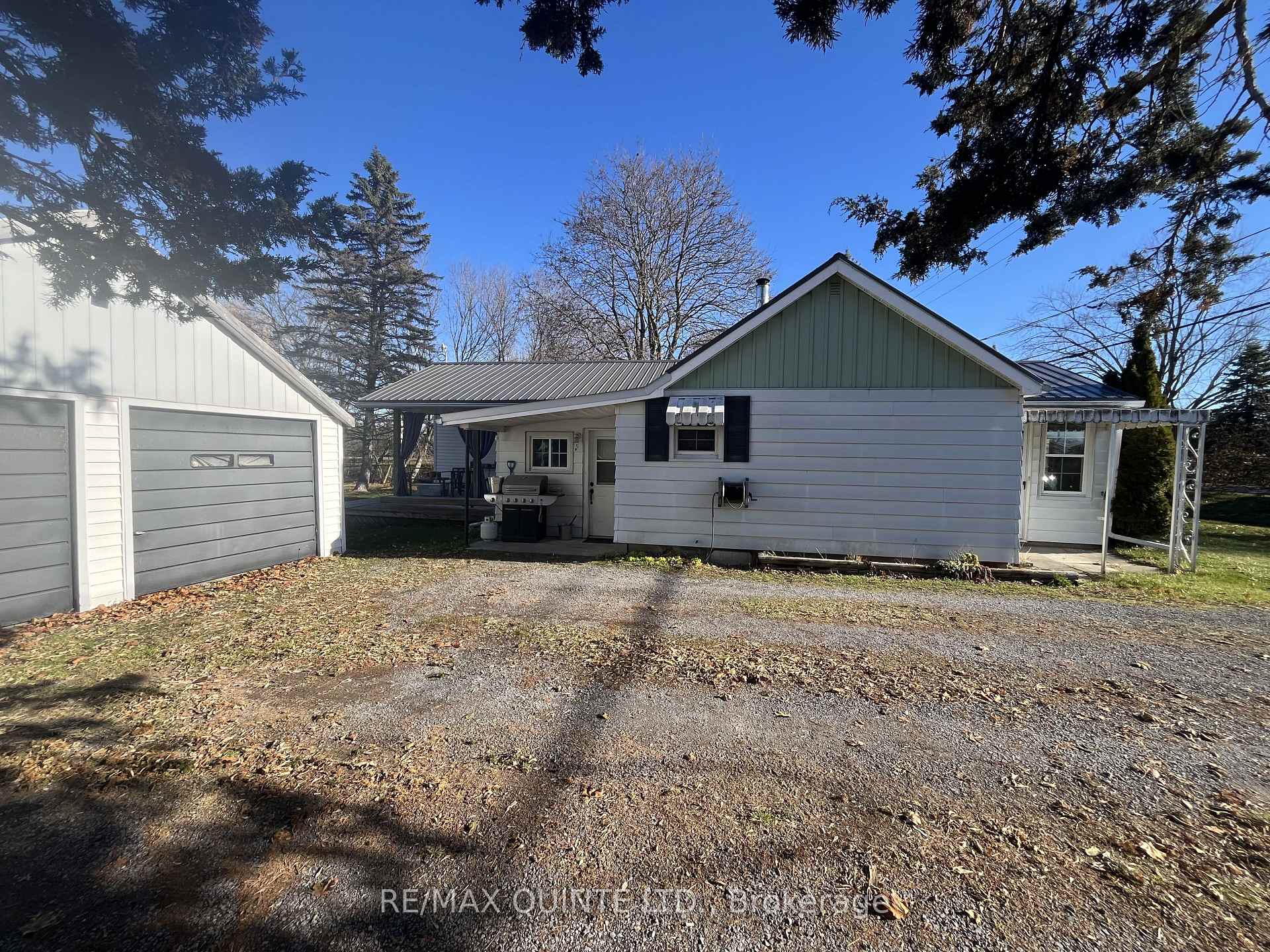 Photo 3 of 369 Casey Road, Belleville, Thurlow Ward — HOMEH