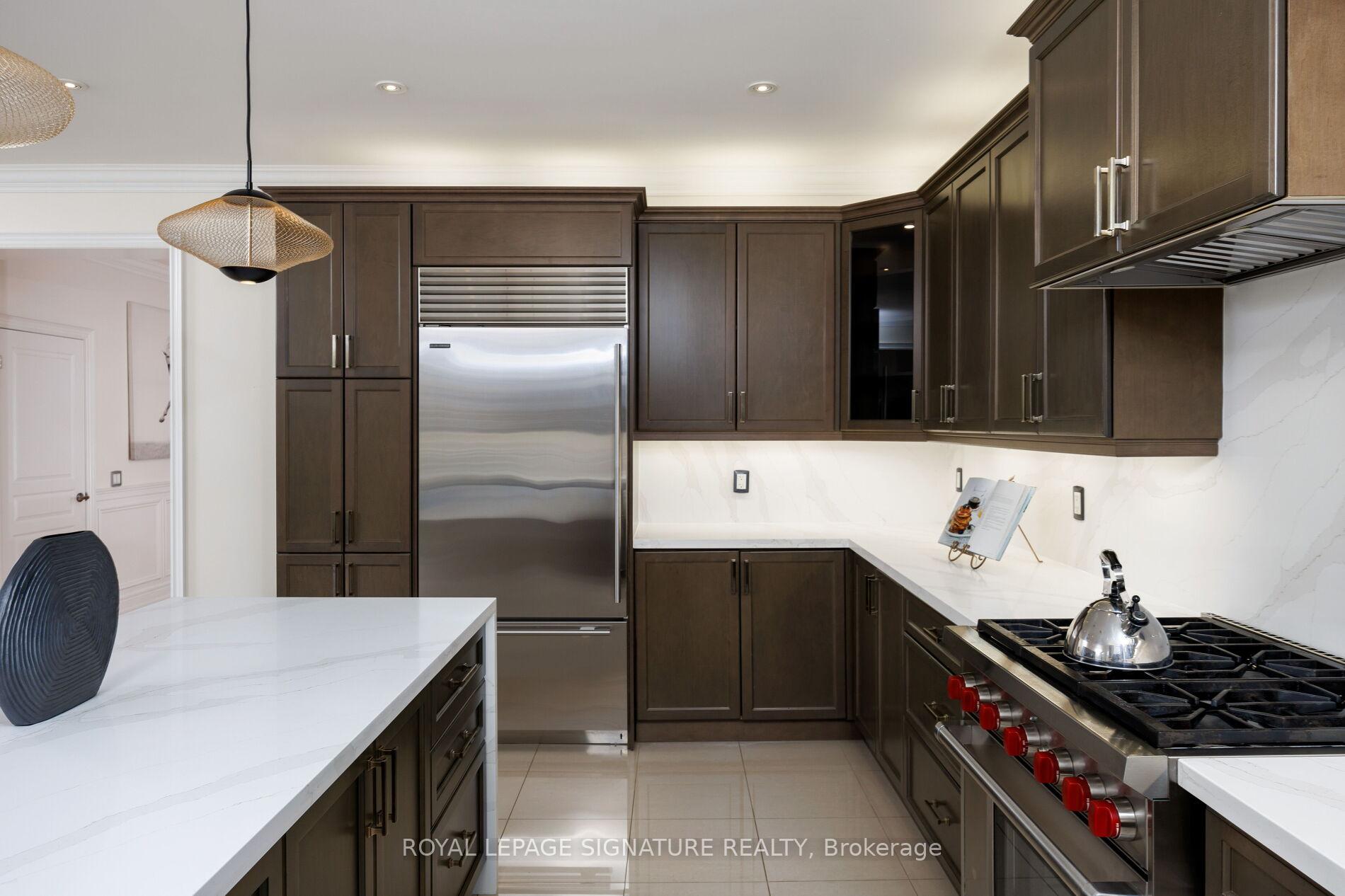Photo 13 of 50 Balderson Drive, Vaughan, Kleinburg — HOMEH