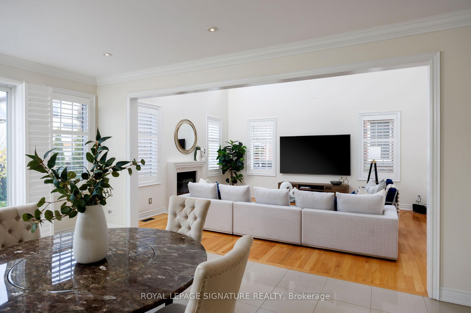 Photo 15 of 50 Balderson Drive, Vaughan, Kleinburg — HOMEH