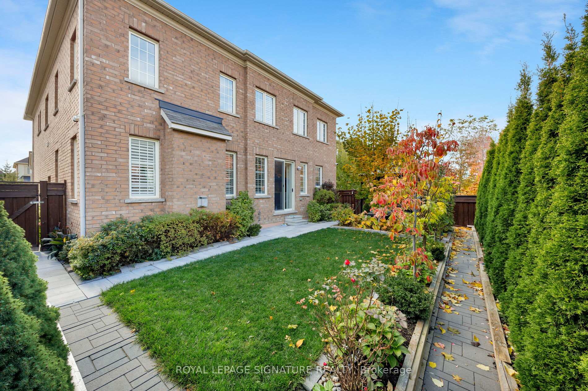 Photo 21 of 50 Balderson Drive, Vaughan, Kleinburg — HOMEH