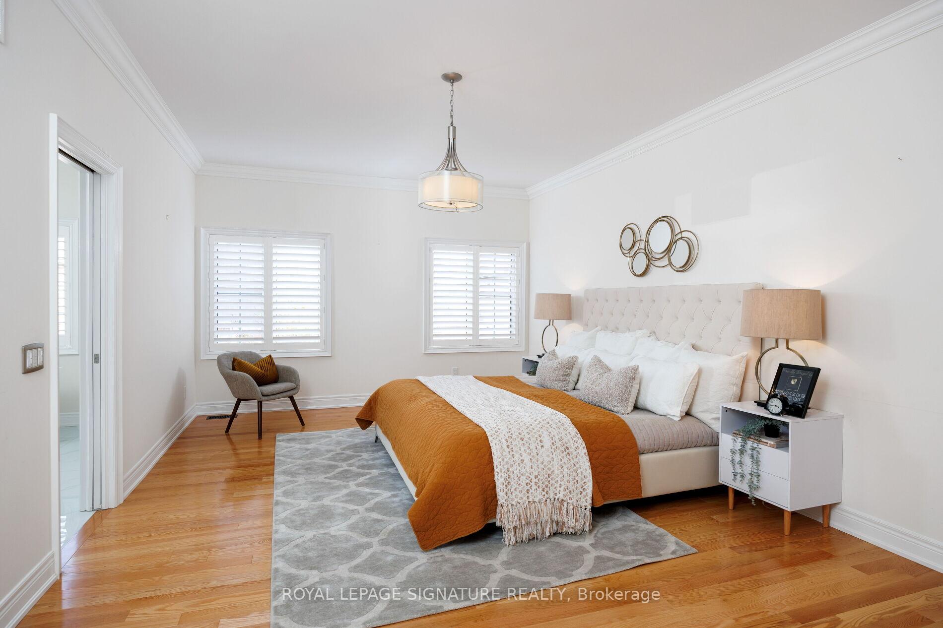 Photo 23 of 50 Balderson Drive, Vaughan, Kleinburg — HOMEH