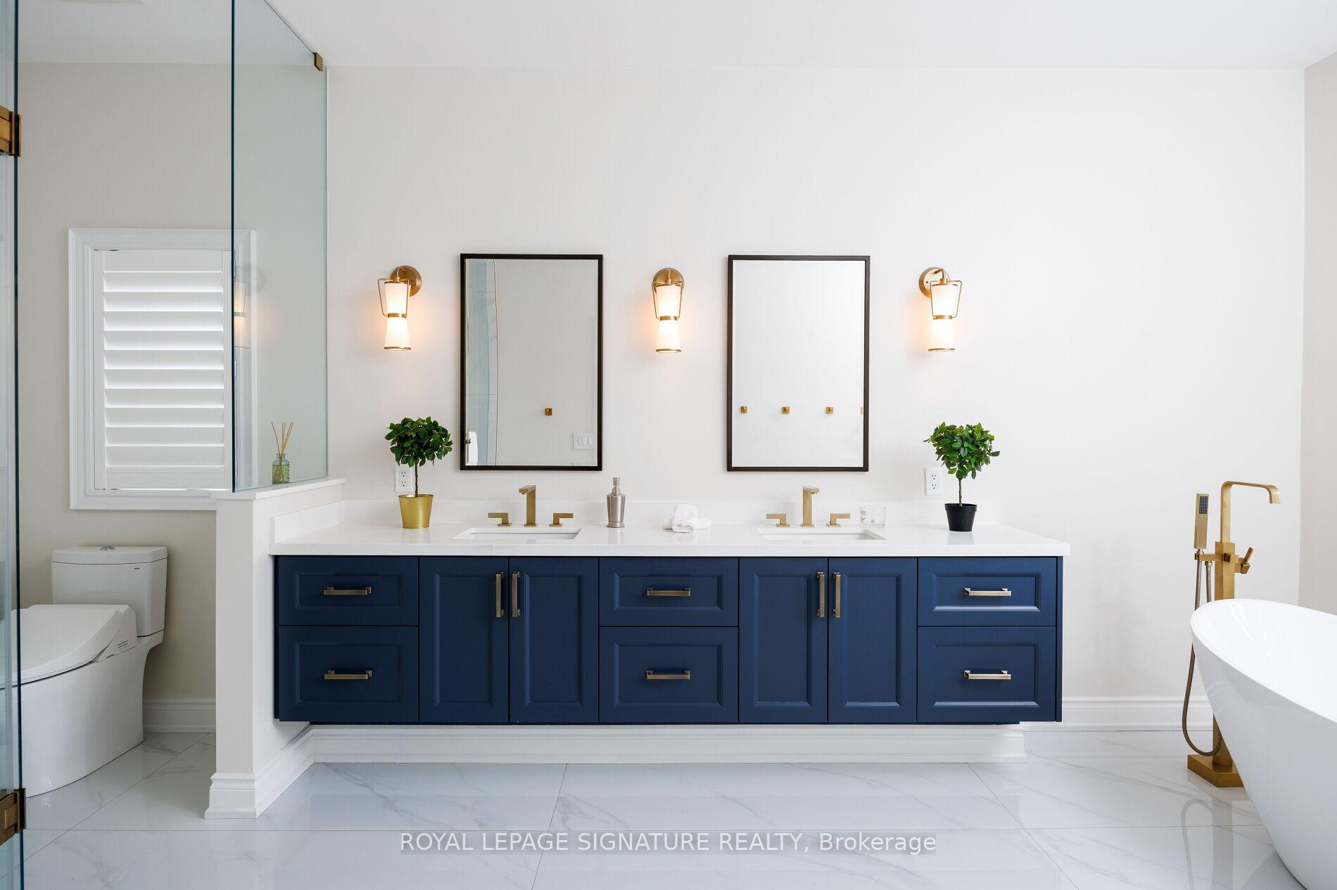 Photo 24 of 50 Balderson Drive, Vaughan, Kleinburg — HOMEH