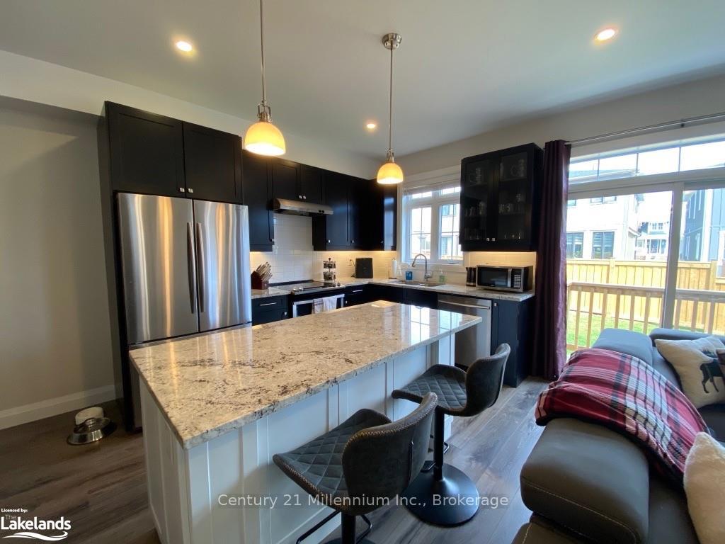 Photo 9 of 167 Yellow Birch Crescent, Blue Mountains — HOMEH