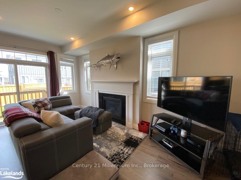 Photo 7 of 167 Yellow Birch Crescent, Blue Mountains — HOMEH