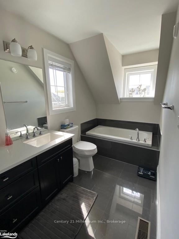 Photo 11 of 167 Yellow Birch Crescent, Blue Mountains — HOMEH