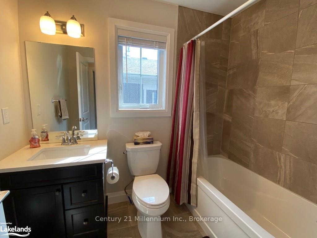 Photo 16 of 167 Yellow Birch Crescent, Blue Mountains — HOMEH