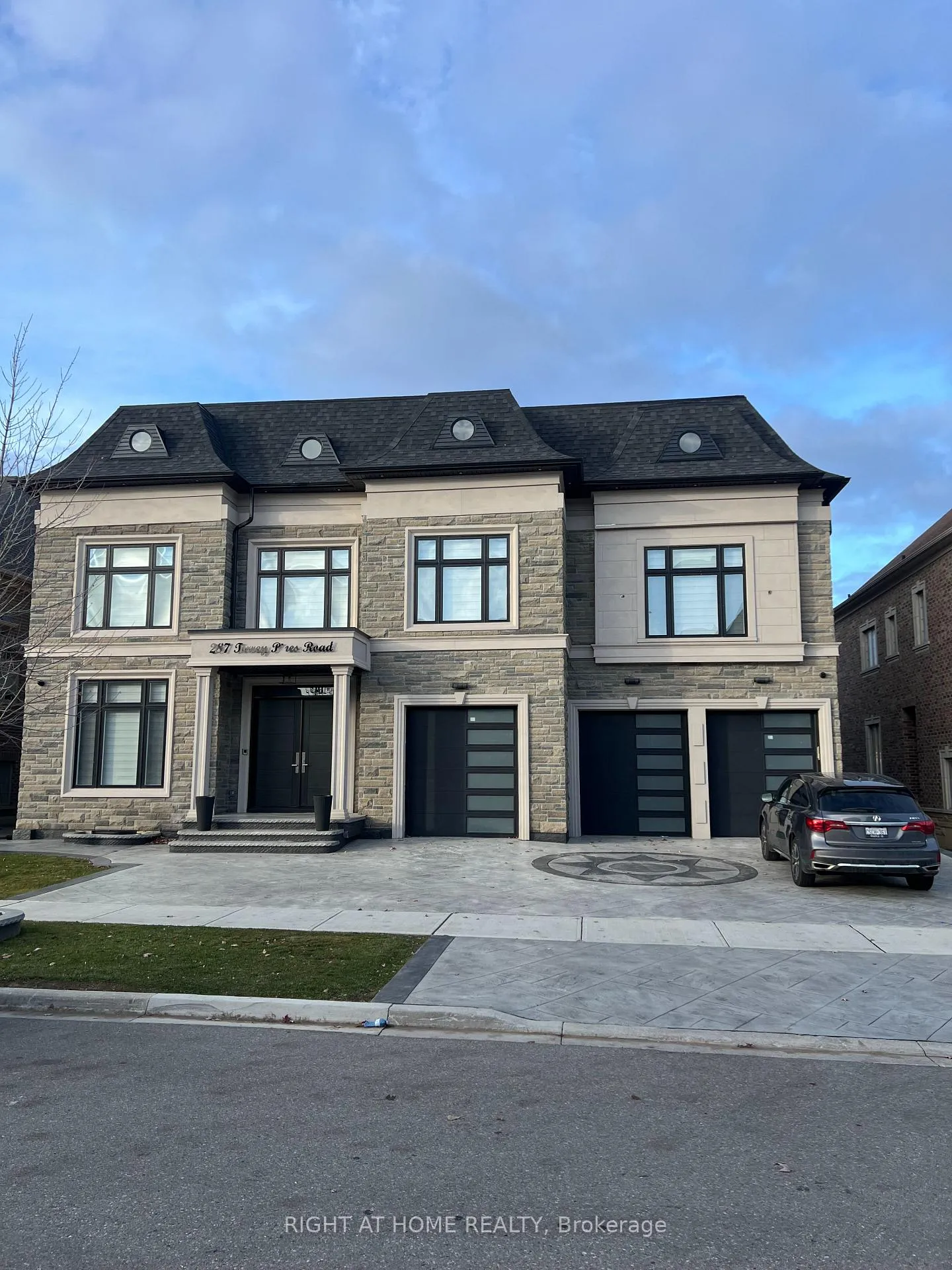 Photo 1 of 287 Torrey Pines Road, Vaughan, Kleinburg — HOMEH