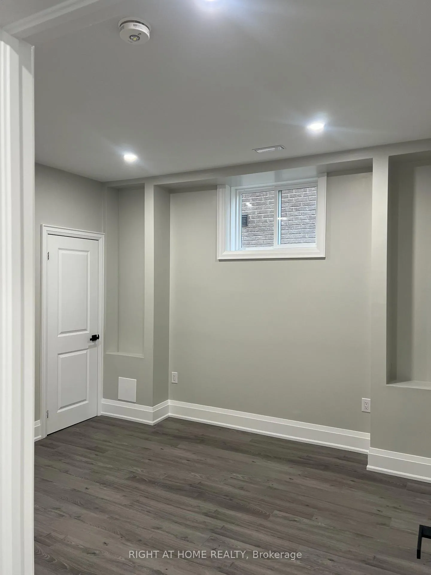 Photo 6 of 287 Torrey Pines Road, Vaughan, Kleinburg — HOMEH