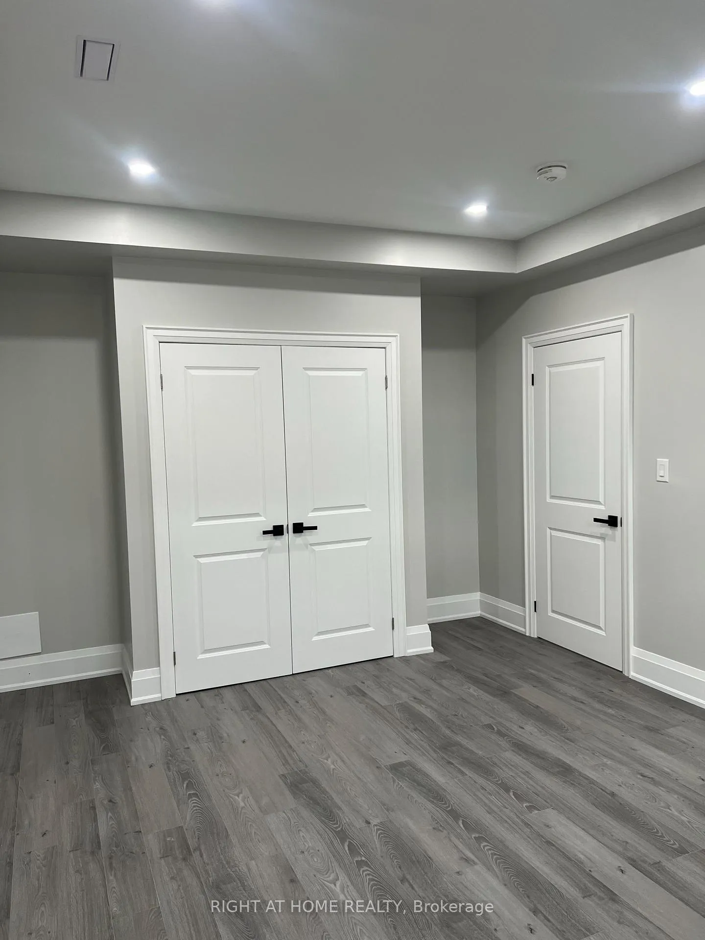 Photo 13 of 287 Torrey Pines Road, Vaughan, Kleinburg — HOMEH