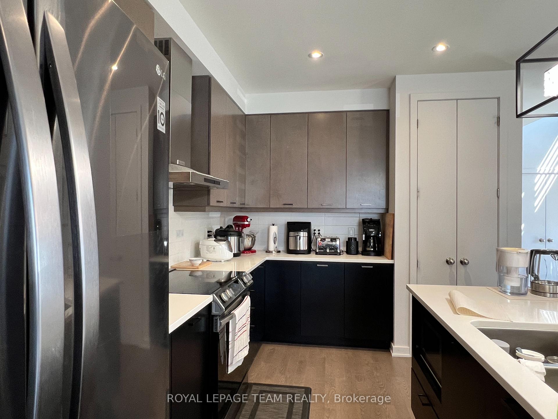 Photo 8 of 891 Chipping Circle, Ottawa, Riverside South/Gloucester Glen — HOMEH
