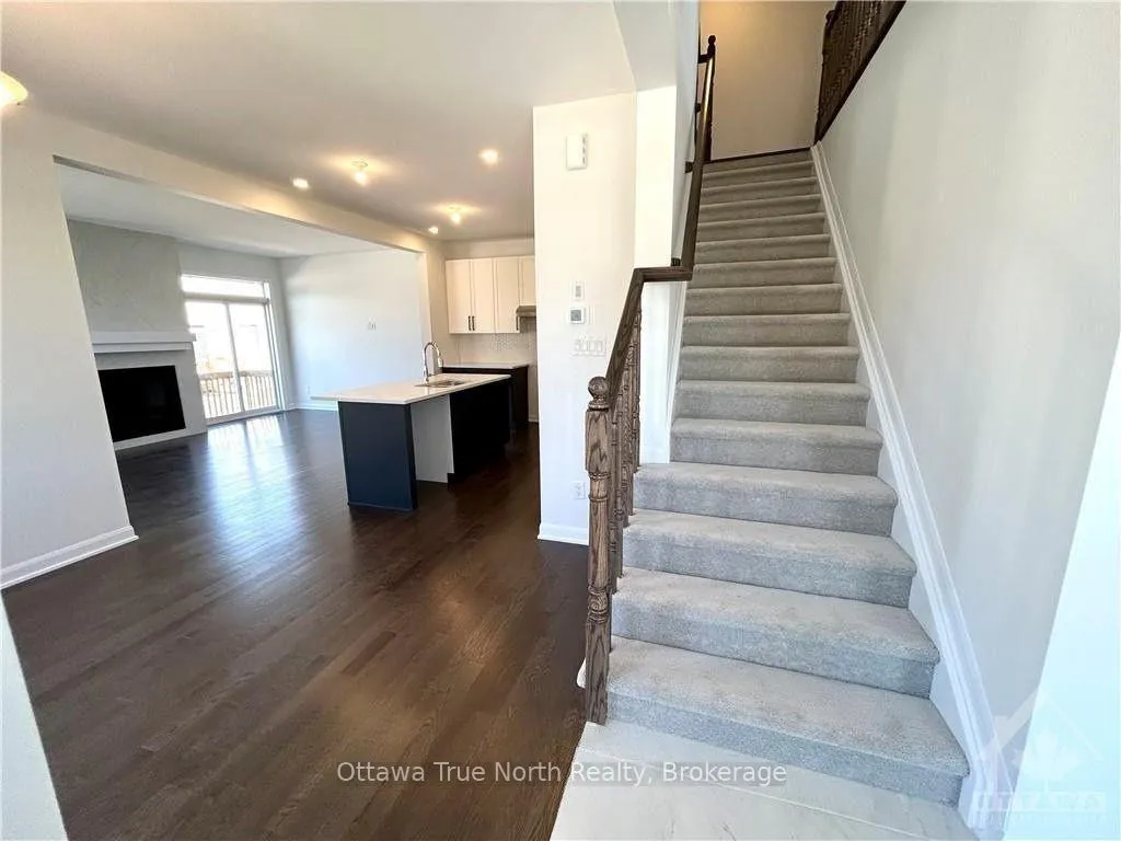 Photo 3 of 730 Cappamore Drive, Ottawa, Barrhaven - Half Moon Bay — HOMEH
