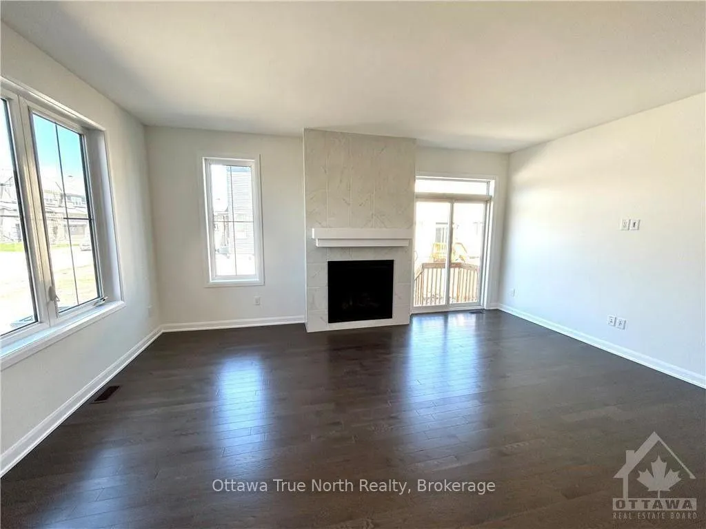 Photo 5 of 730 Cappamore Drive, Ottawa, Barrhaven - Half Moon Bay — HOMEH