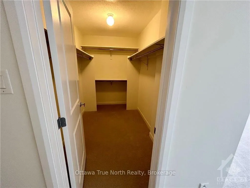 Photo 10 of 730 Cappamore Drive, Ottawa, Barrhaven - Half Moon Bay — HOMEH