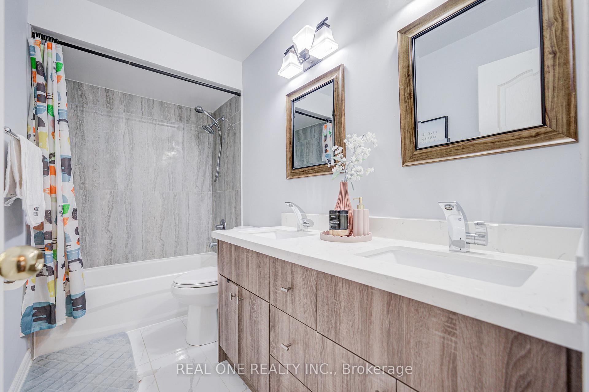 Photo 19 of 178 Hawker Road, Vaughan, Maple — HOMEH