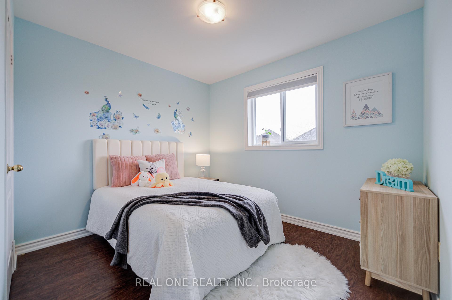 Photo 20 of 178 Hawker Road, Vaughan, Maple — HOMEH