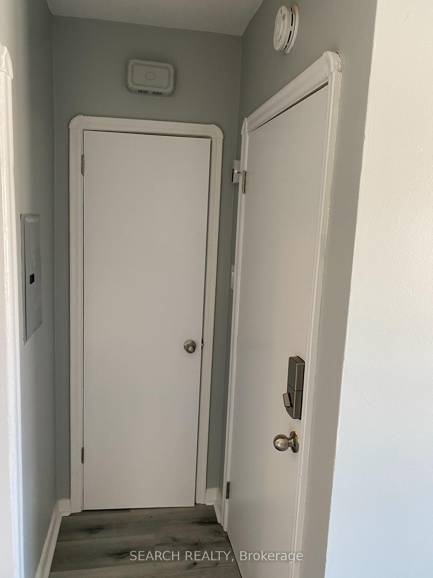 Photo 4 of Unit 6, 11 Donald Avenue, Toronto, Caledonia-Fairbank — HOMEH