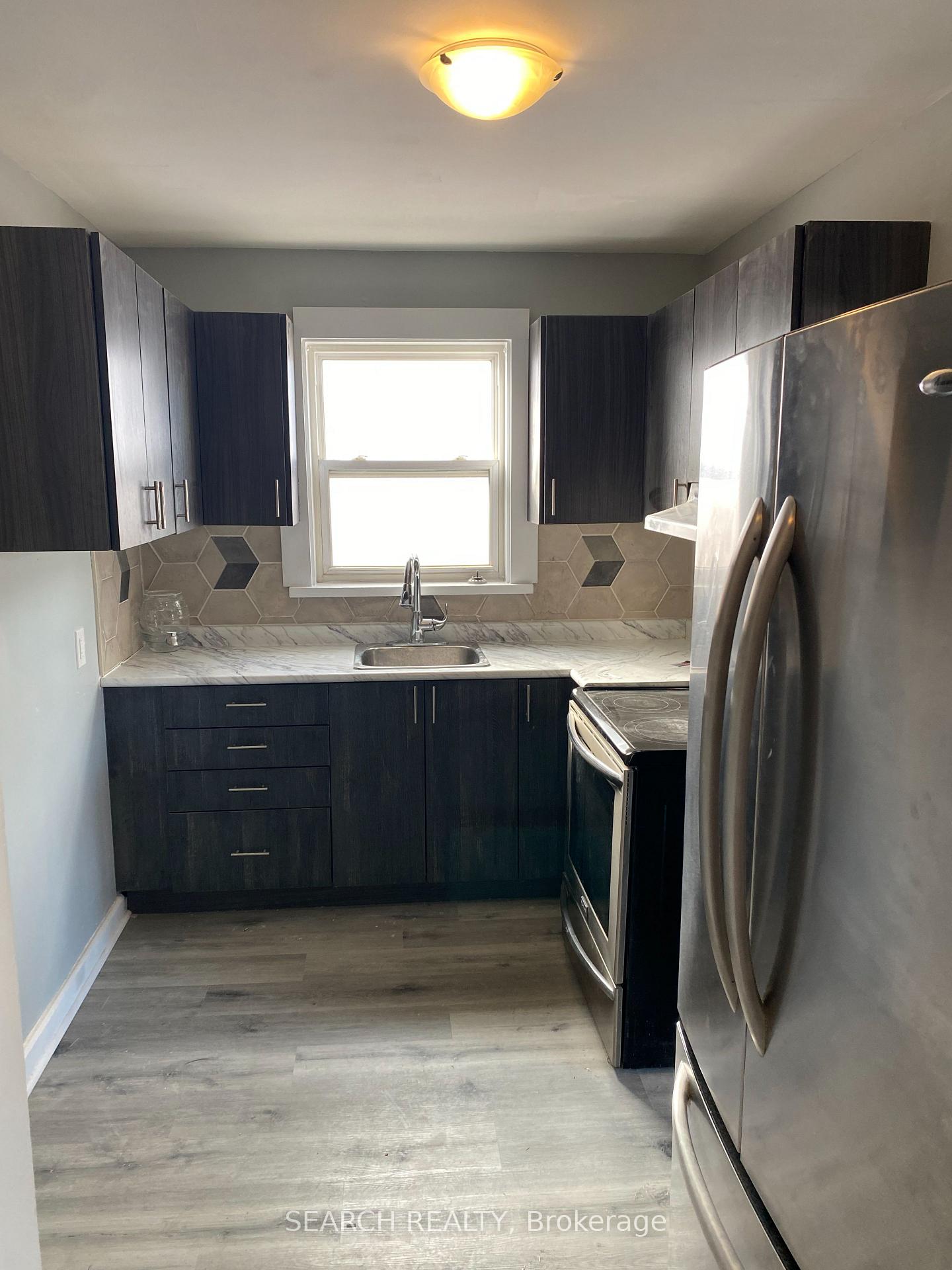 Photo 10 of Unit 6, 11 Donald Avenue, Toronto, Caledonia-Fairbank — HOMEH