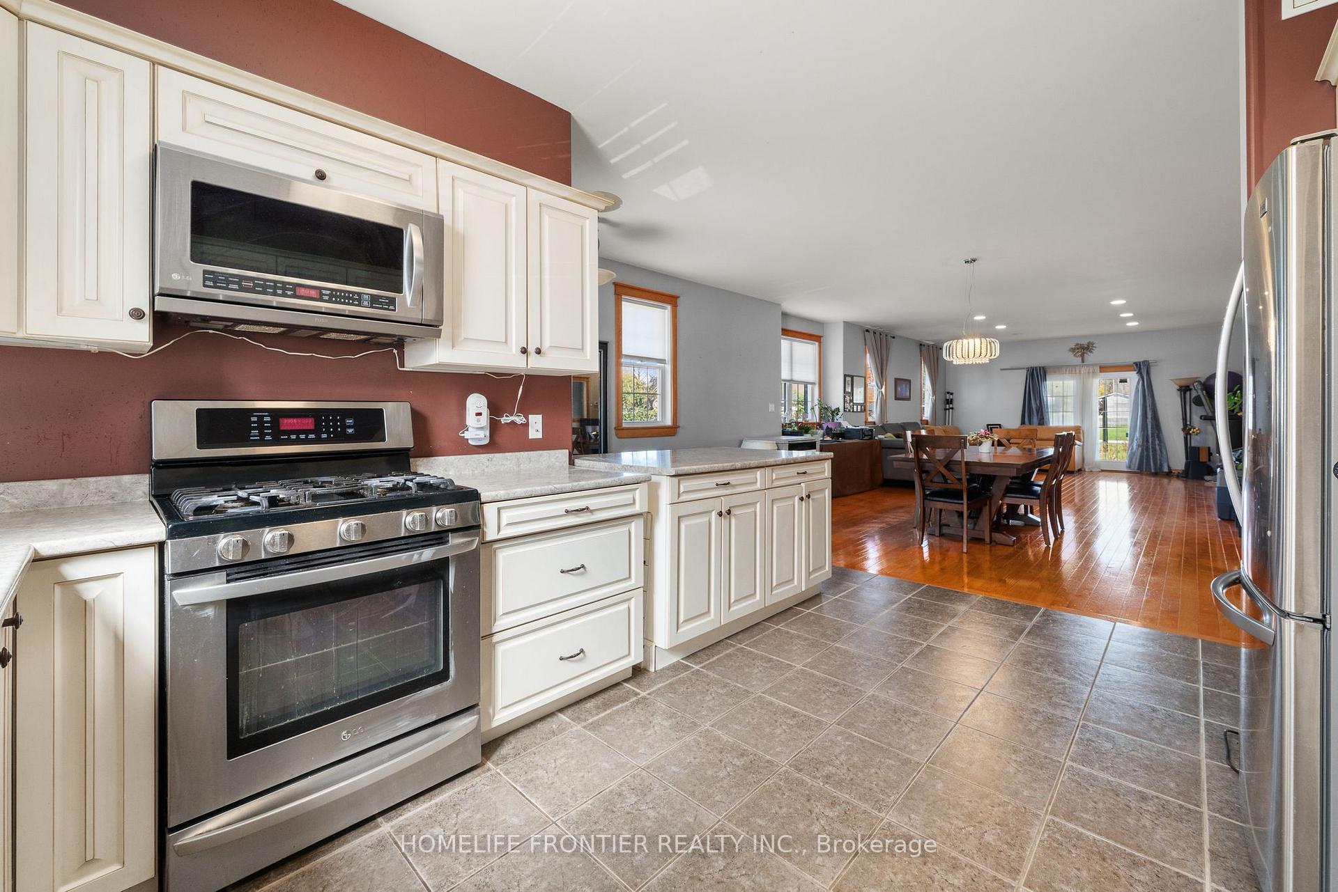 Photo 10 of 171 Alexander Street, Tweed, Tweed (Village) — HOMEH
