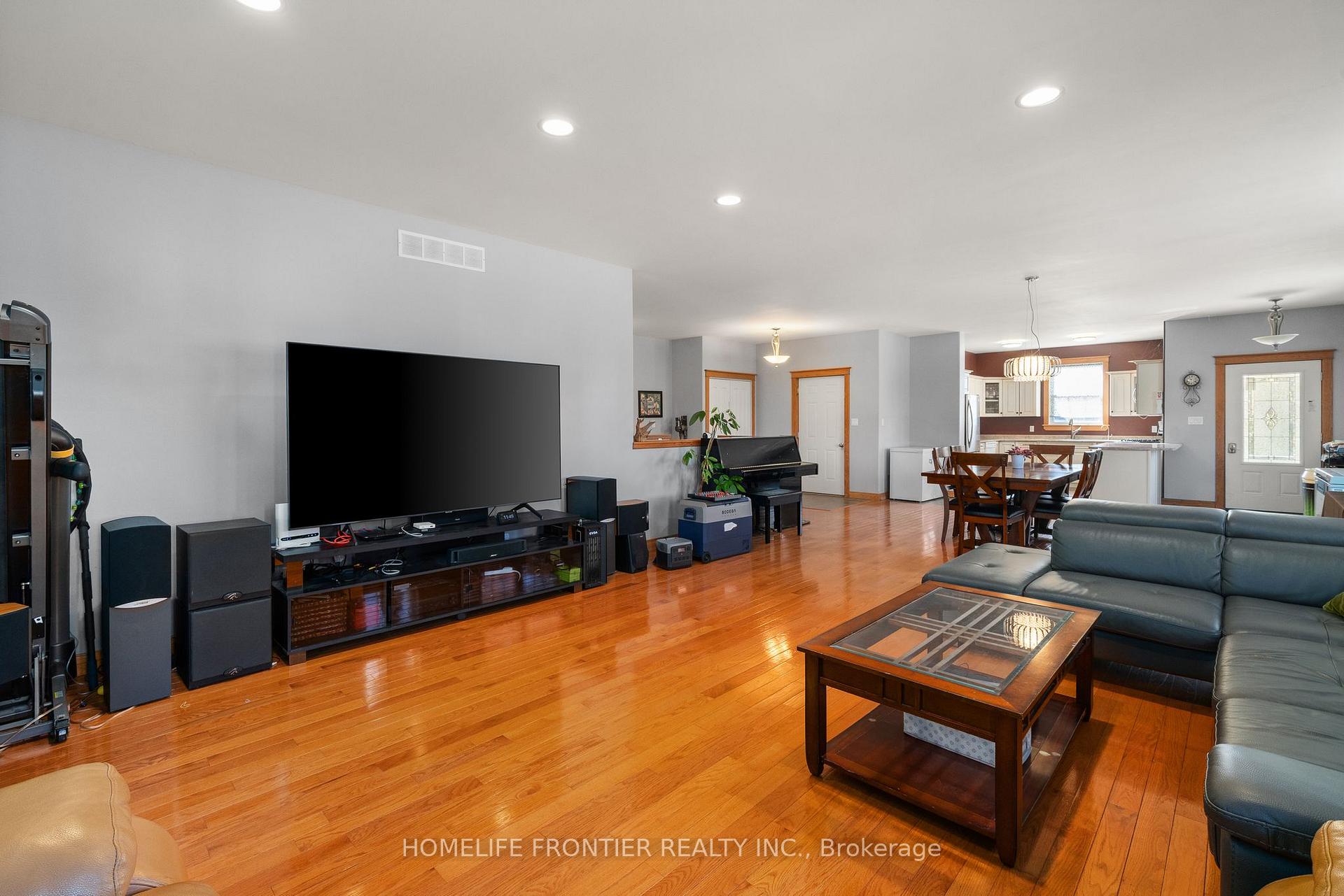 Photo 18 of 171 Alexander Street, Tweed, Tweed (Village) — HOMEH