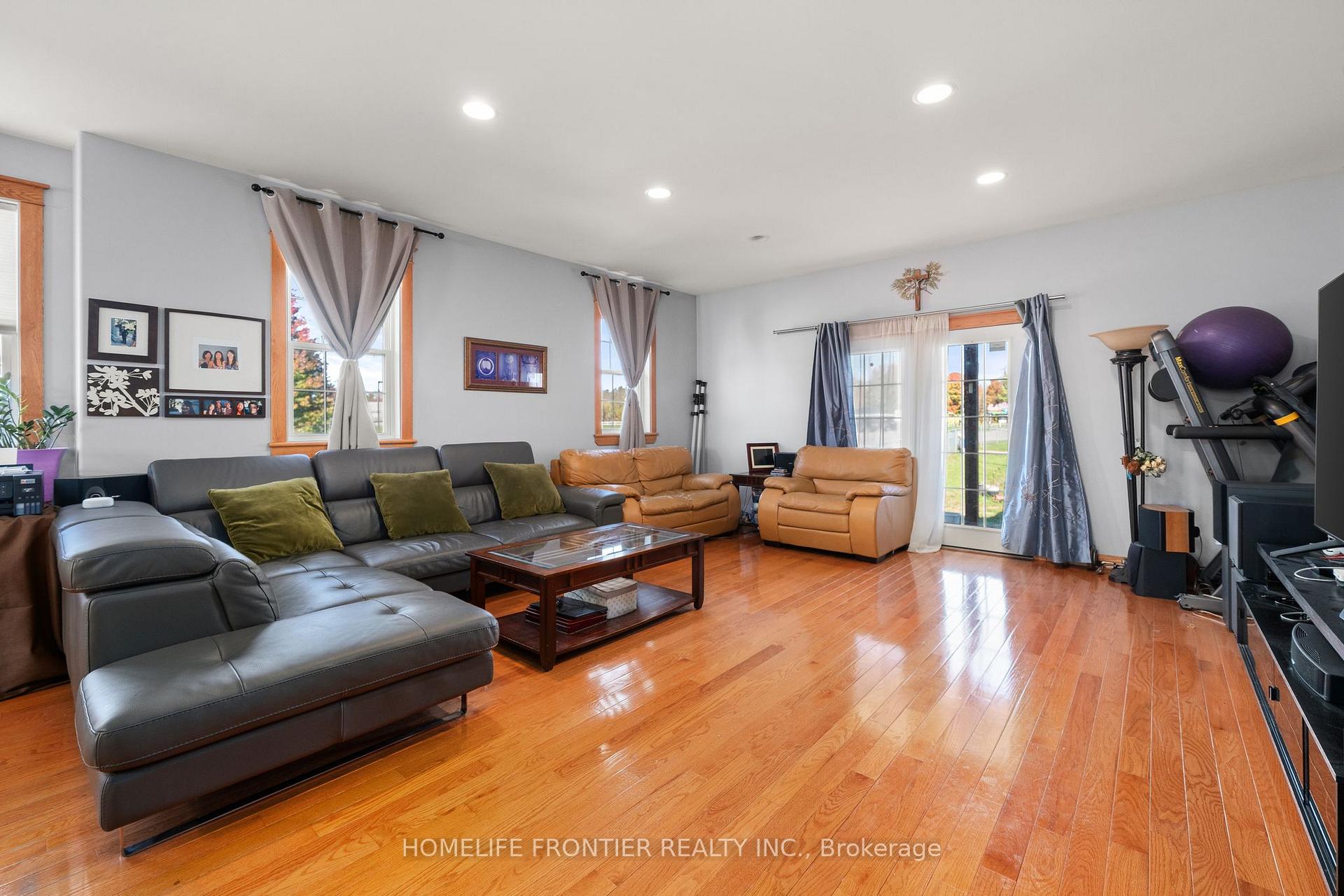 Photo 19 of 171 Alexander Street, Tweed, Tweed (Village) — HOMEH
