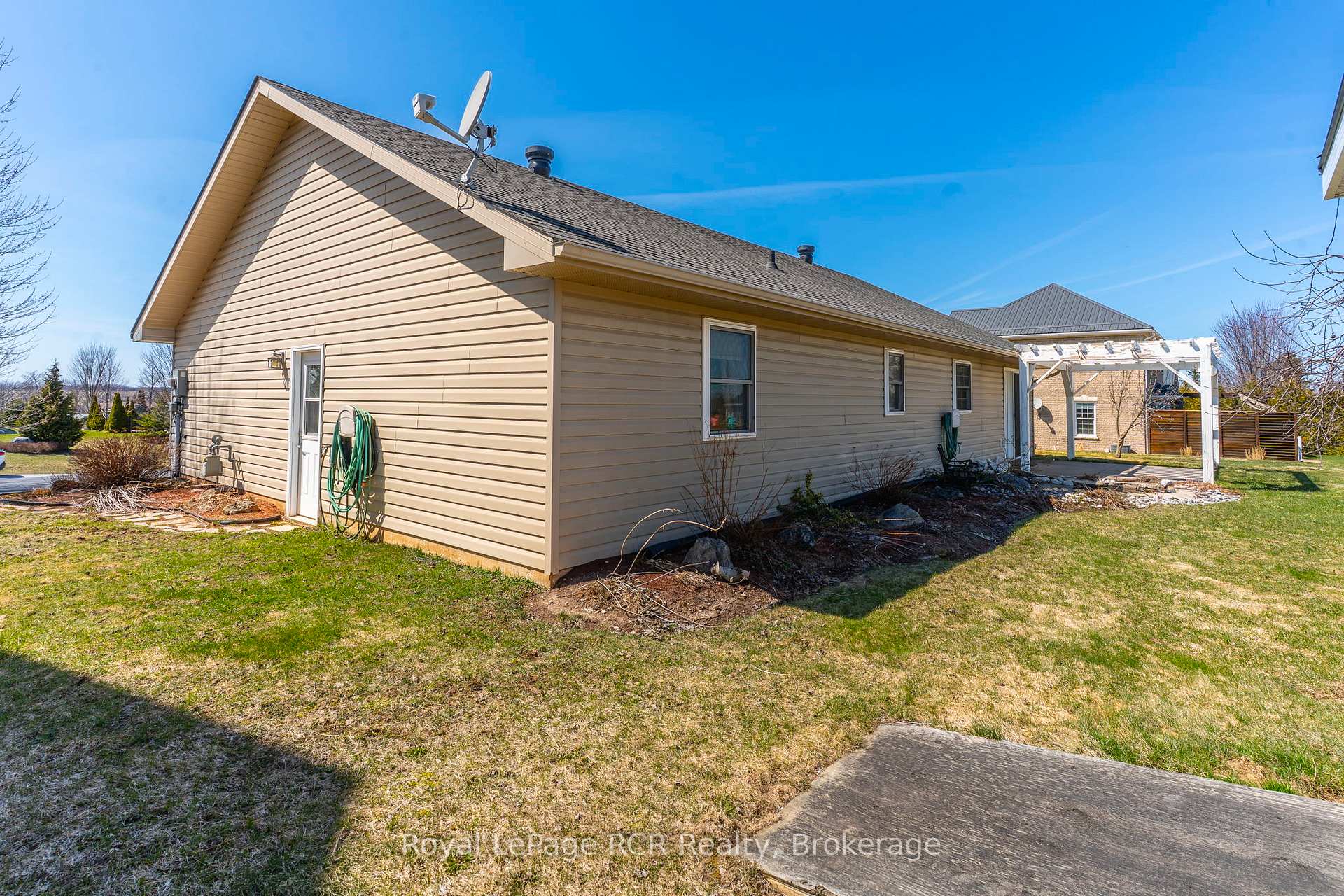 Photo 20 of 87 Heather Lynn Boulevard, Arran-Elderslie — HOMEH