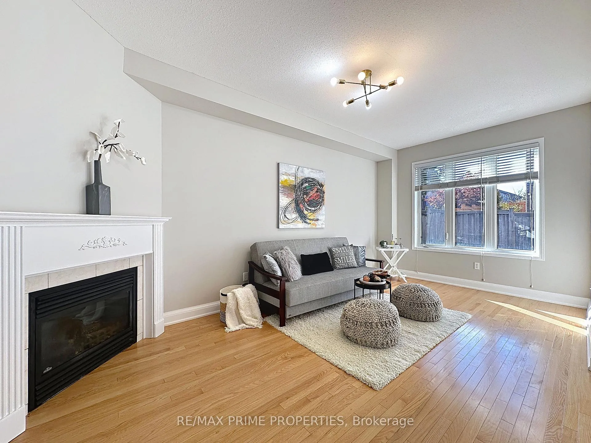 Photo 6 of 117 Big Hill Crescent, Vaughan, Patterson — HOMEH