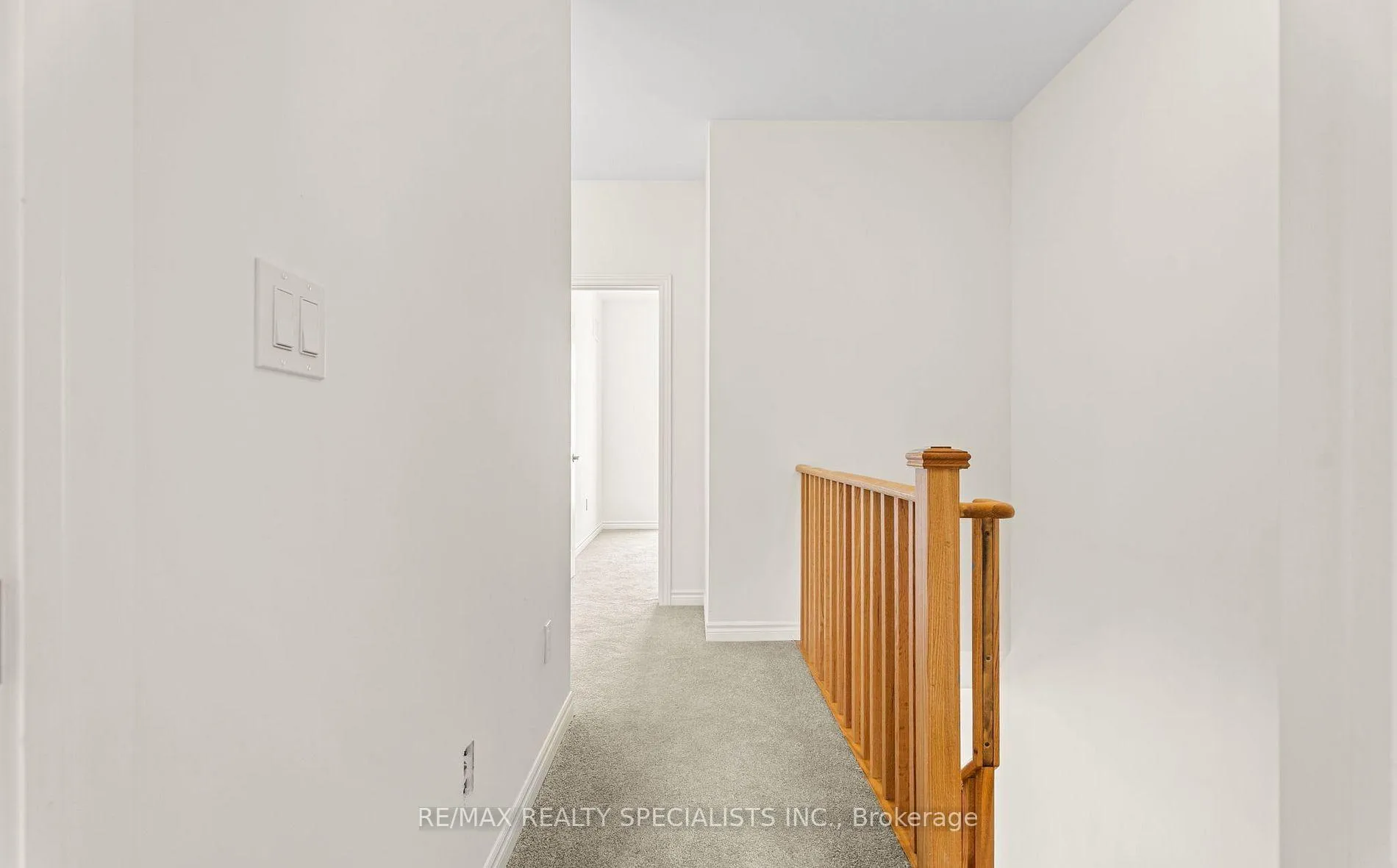 Photo 25 of 7 Inverary Crescent, Vaughan, Kleinburg — HOMEH