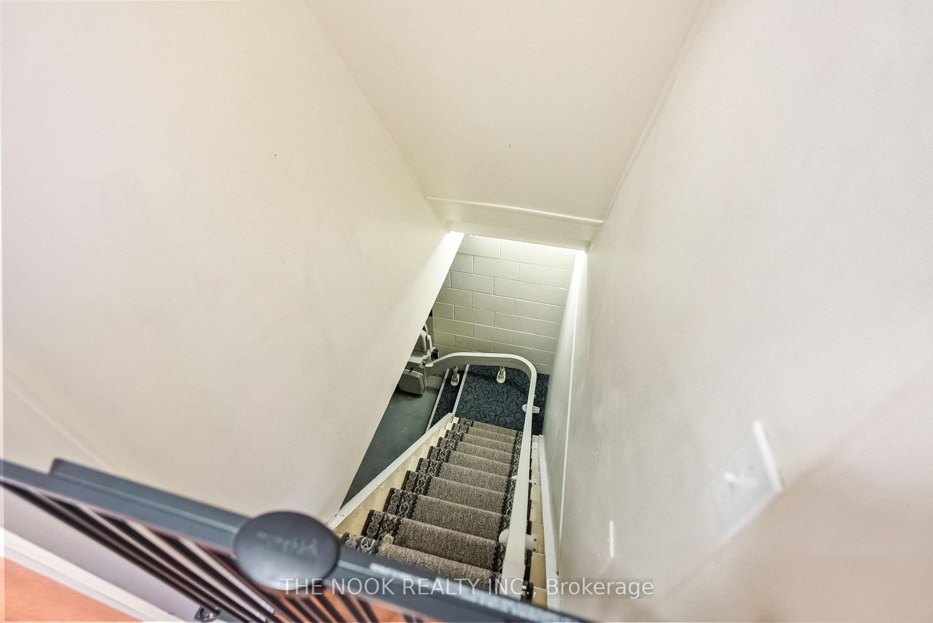 Photo 23 of 10 Meyers Street, Belleville, Belleville Ward — HOMEH
