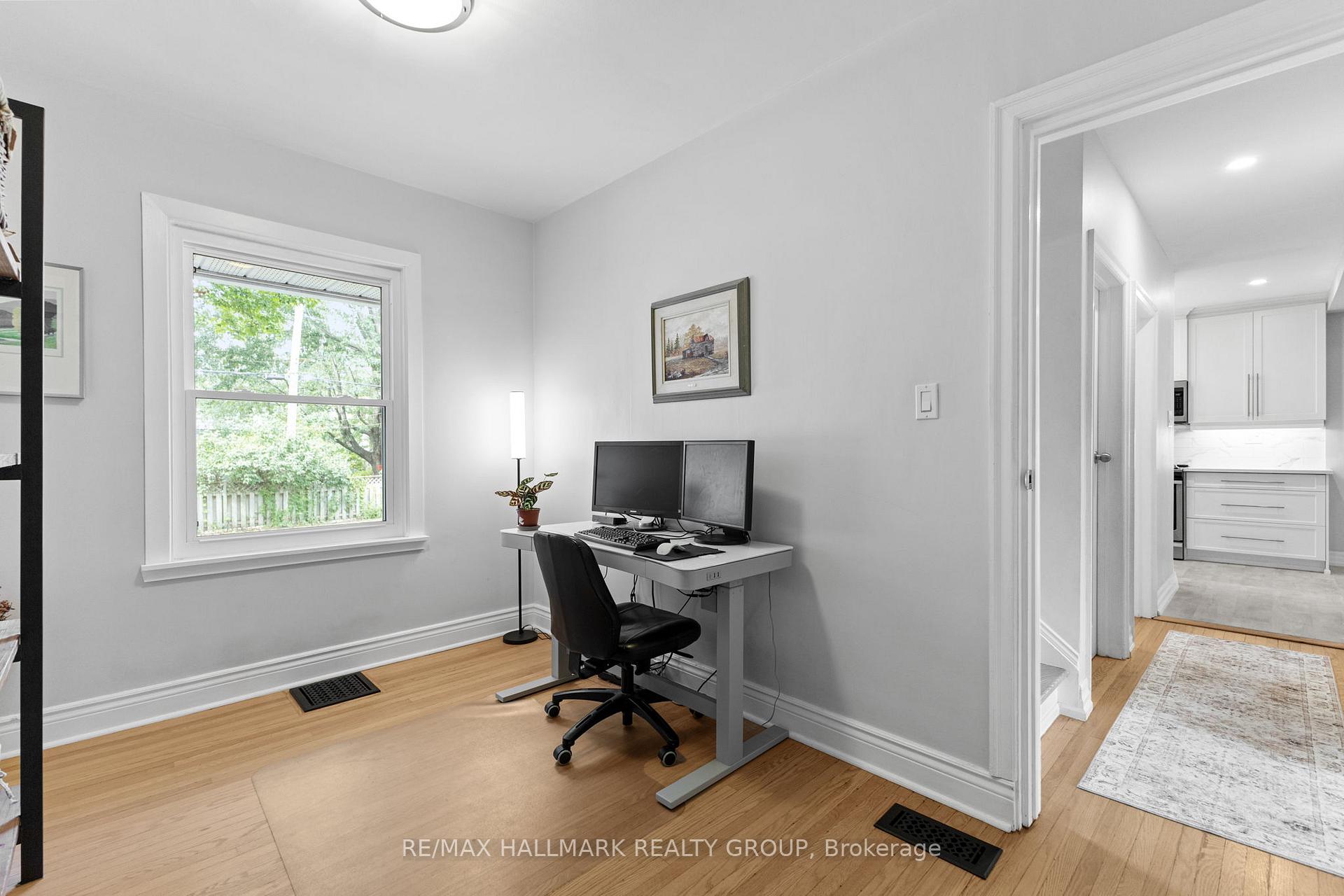 Photo 12 of 1622 Drake Avenue, Ottawa, Riverview Park — HOMEH