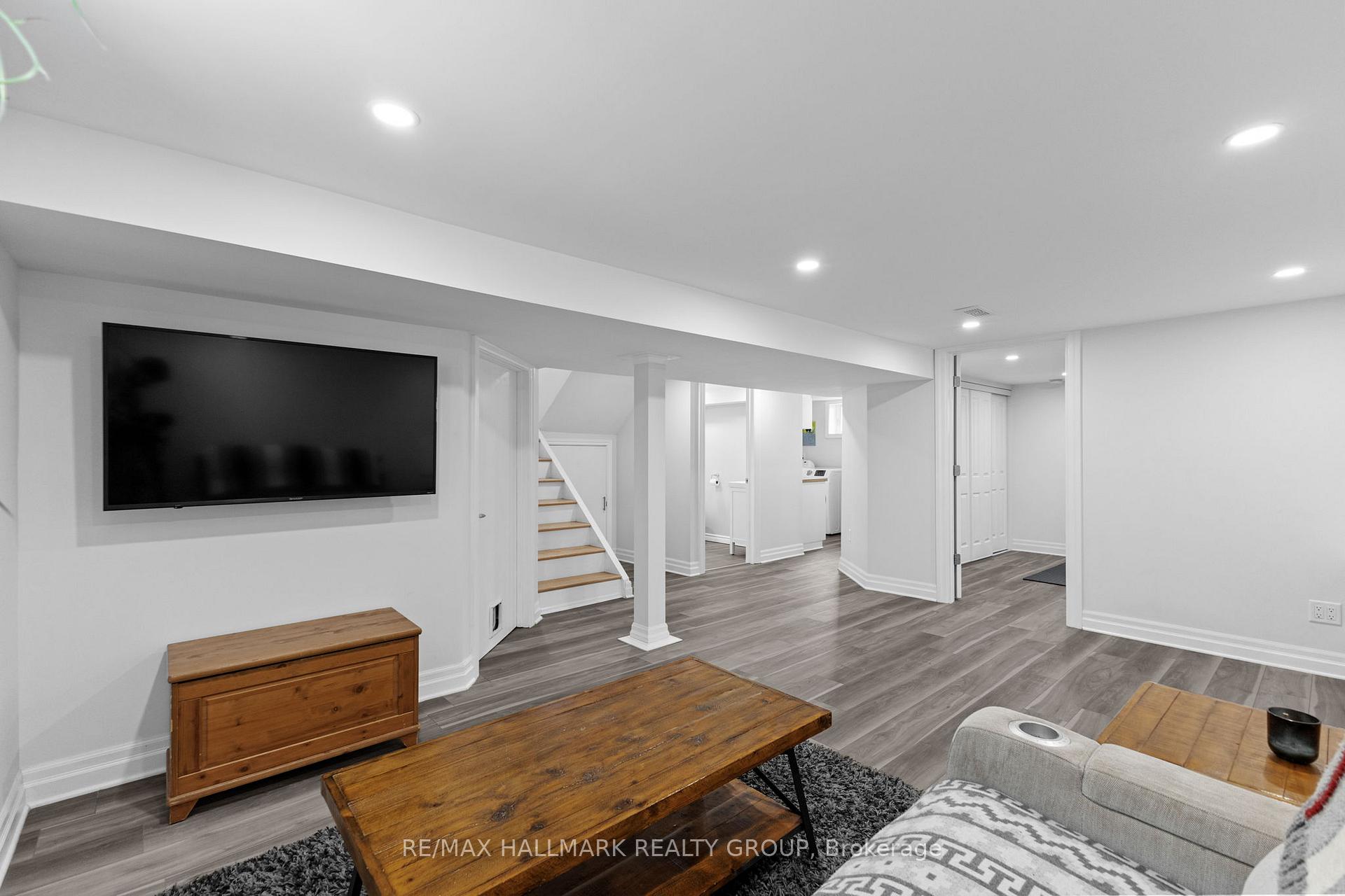 Photo 22 of 1622 Drake Avenue, Ottawa, Riverview Park — HOMEH