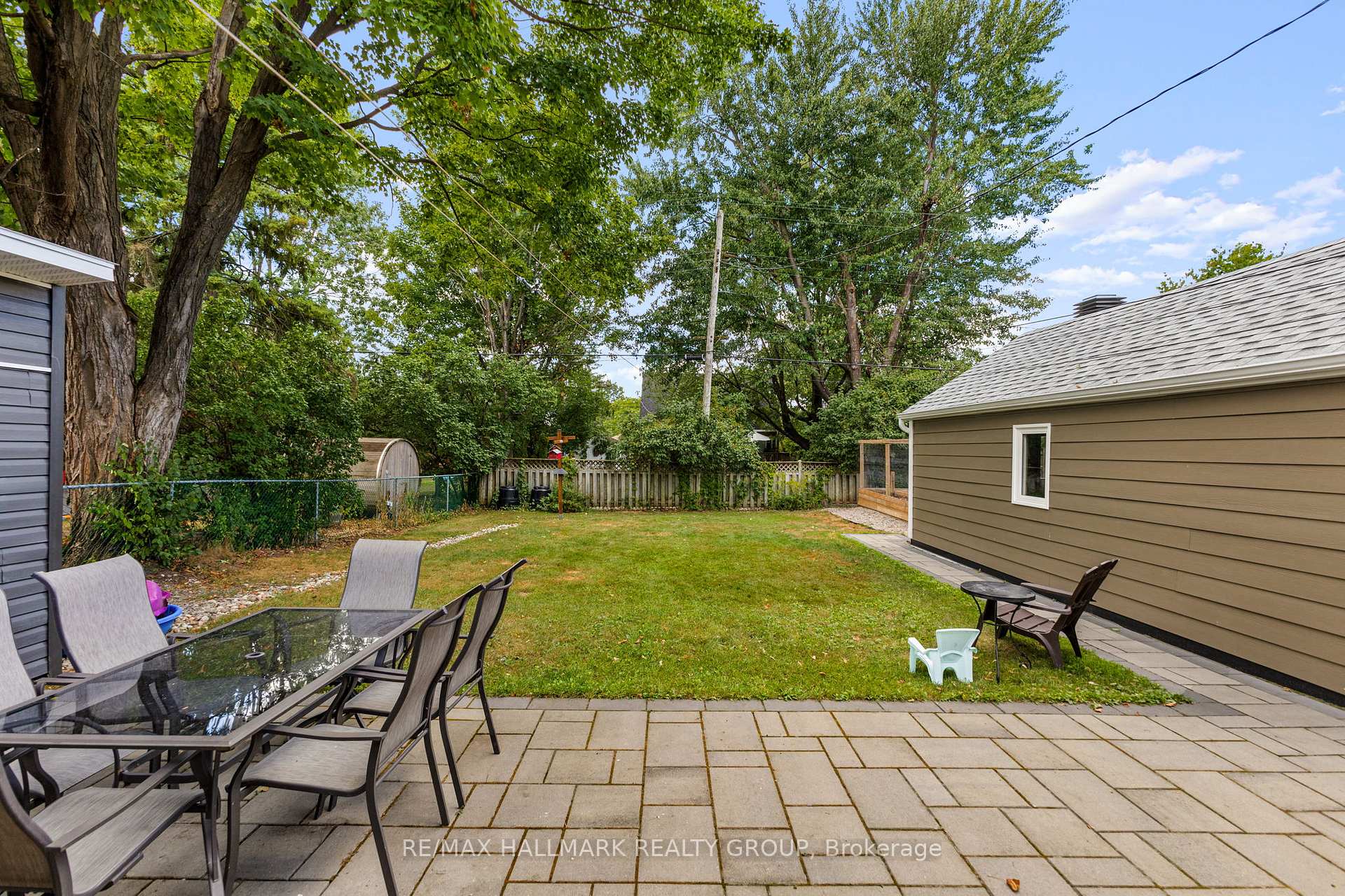 Photo 31 of 1622 Drake Avenue, Ottawa, Riverview Park — HOMEH
