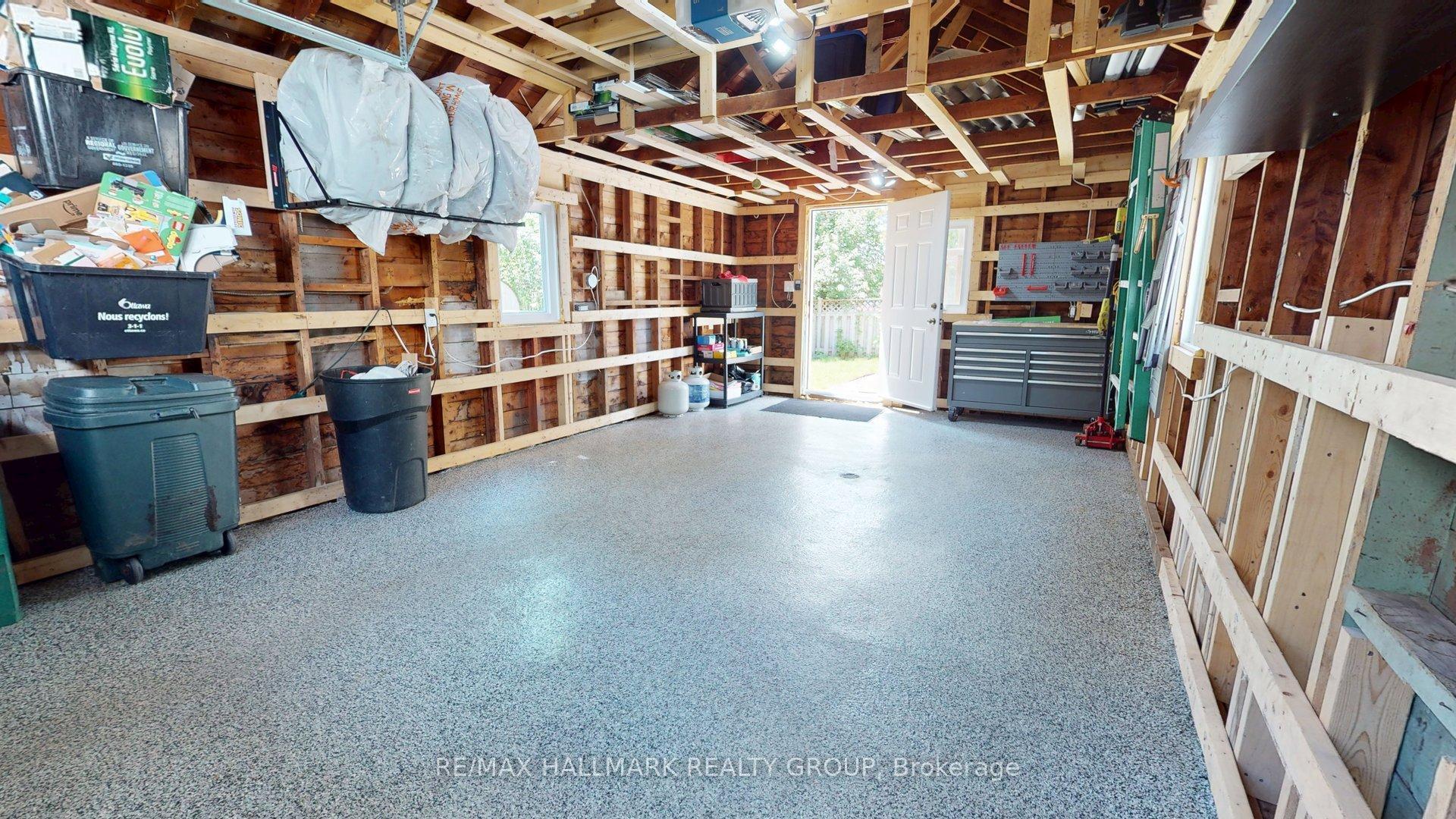 Photo 35 of 1622 Drake Avenue, Ottawa, Riverview Park — HOMEH