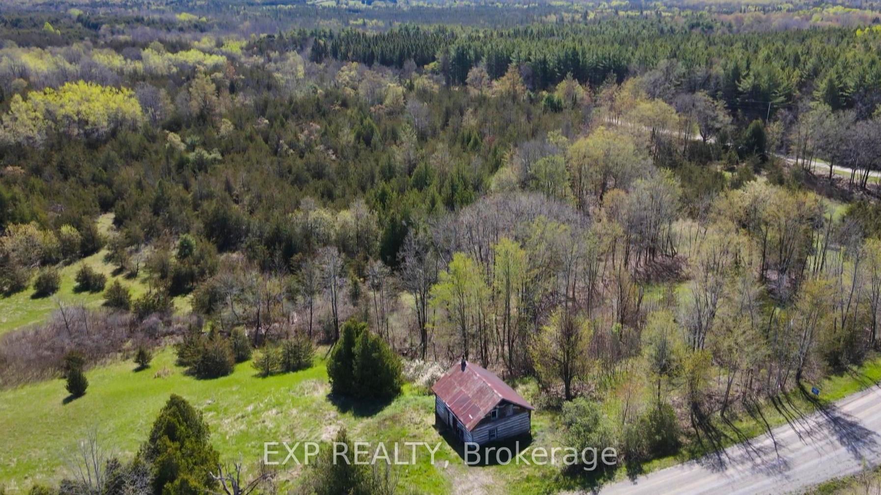 Front of 01 Phillips Road