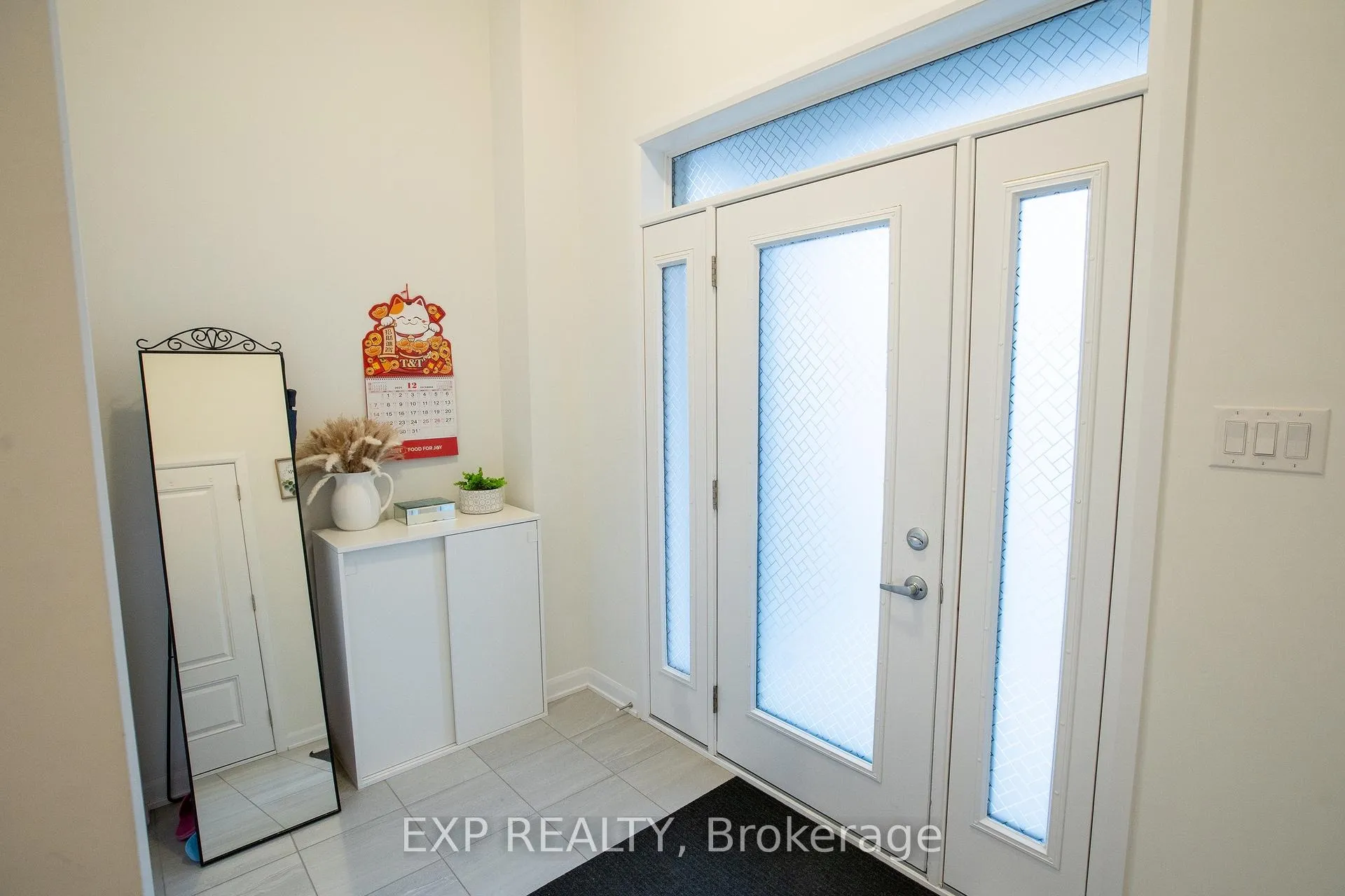 Photo 2 of 137 Maynooth Court, Ottawa, Barrhaven - Half Moon Bay — HOMEH