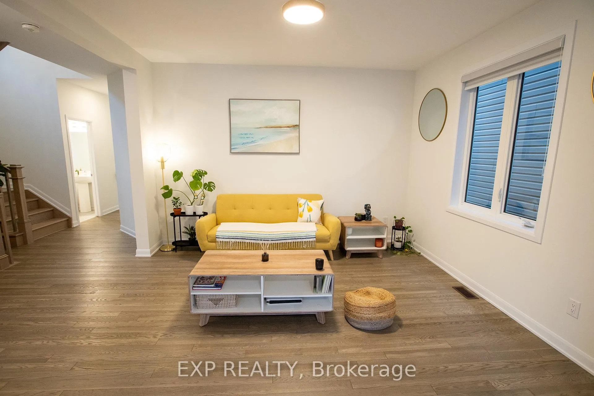 Photo 4 of 137 Maynooth Court, Ottawa, Barrhaven - Half Moon Bay — HOMEH